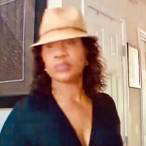 Meet your Posher, Beverly